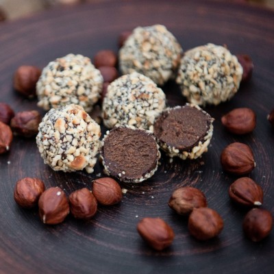 Dark Chocolate, Hazelnuts and Hazelnut Oil Truffles Recipe